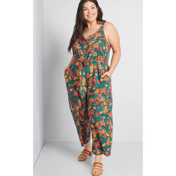 ModCloth Vibrant Floral Jumpsuit Tie Waist Cropped Size Small Dopamine Dressing - Picture 1 of 9